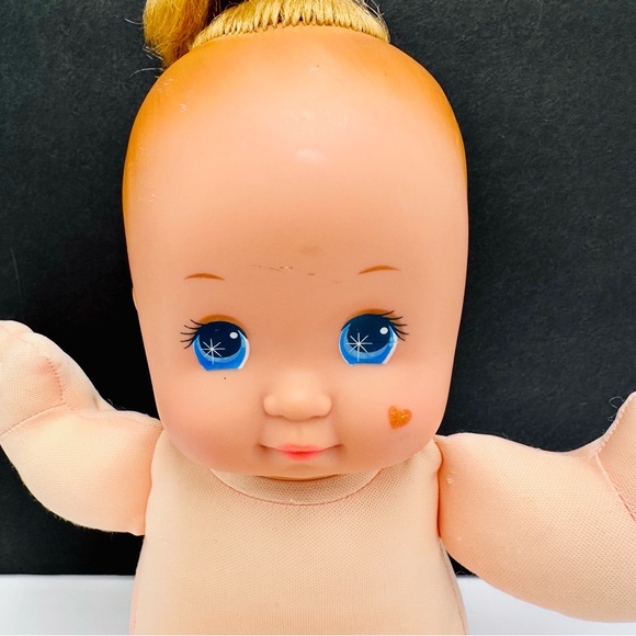 Vintage 1989 Mattel Magic Nursery Baby Doll Blue Eyes Toy 13” - Picture 2 of 10